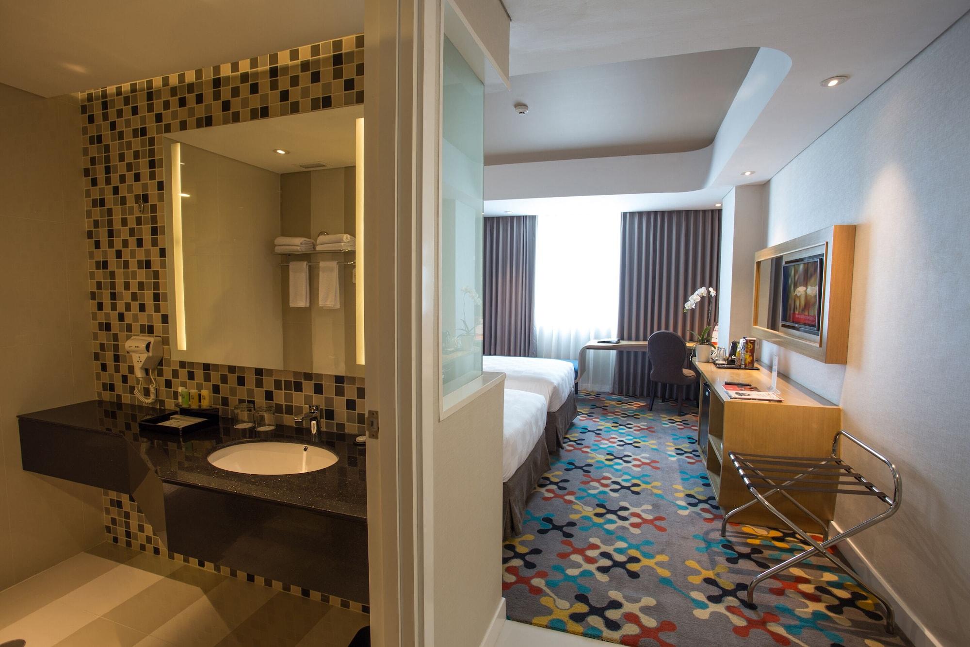 Hotel Ciputra Cibubur Managed By Swiss-Belhotel International Exteriér fotografie
