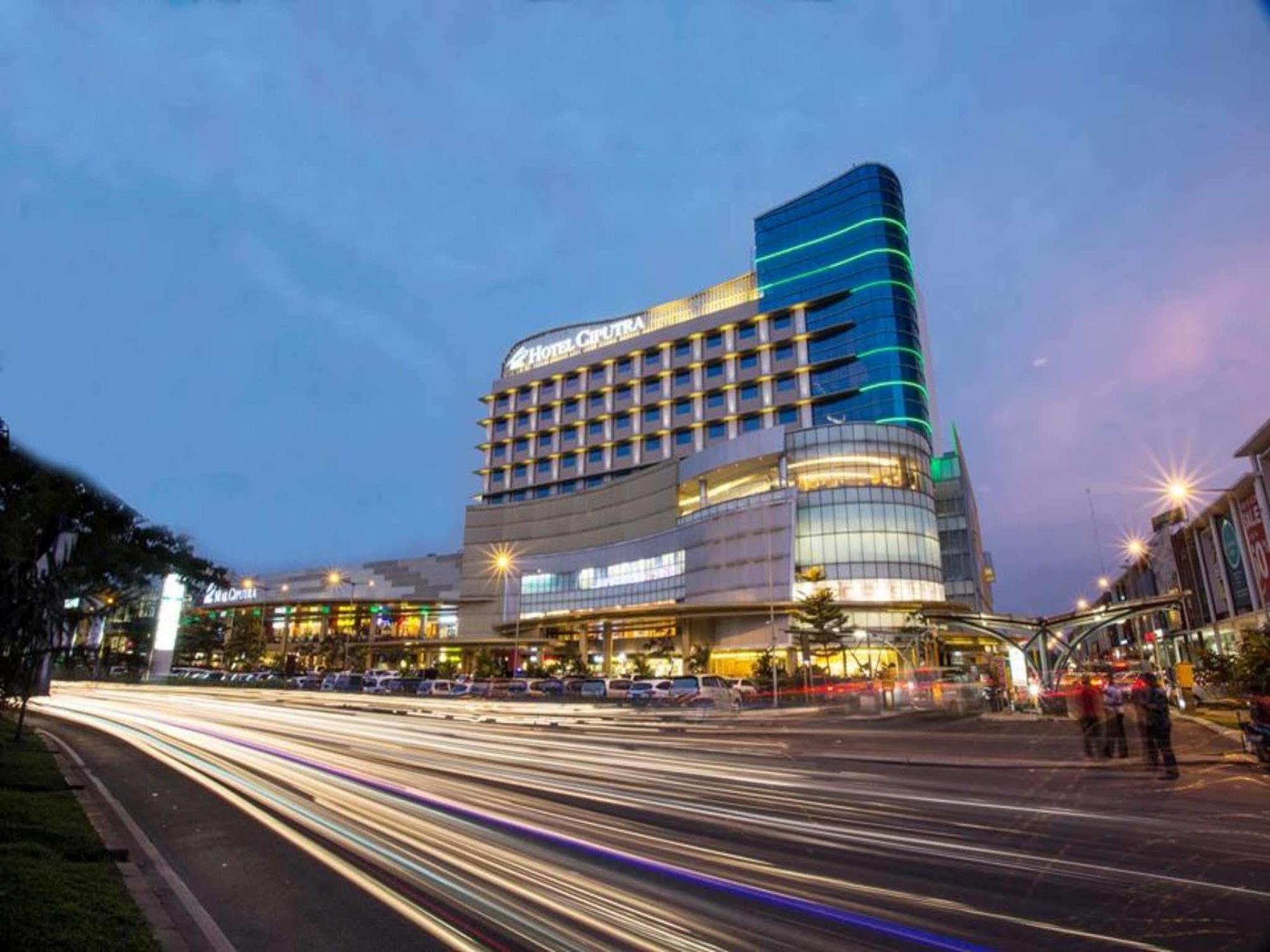 Hotel Ciputra Cibubur Managed By Swiss-Belhotel International Exteriér fotografie